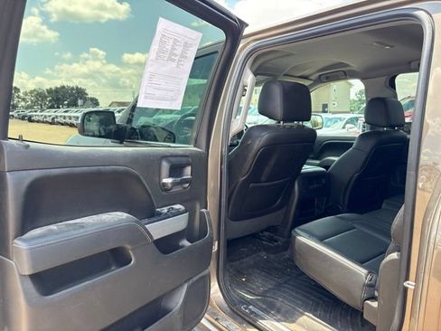 Used 2015 Chevrolet Silverado 1500 LTZ Z71 w/ LTZ Plus Package AWD/4WD image 17