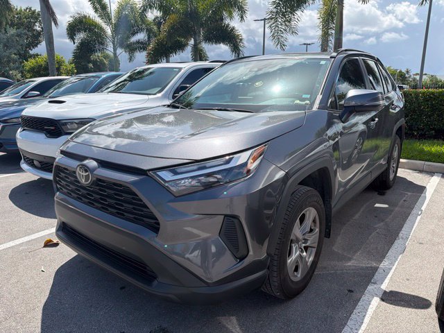Used 2025 Toyota RAV4 XLE w/ Convenience Package FWD image 1