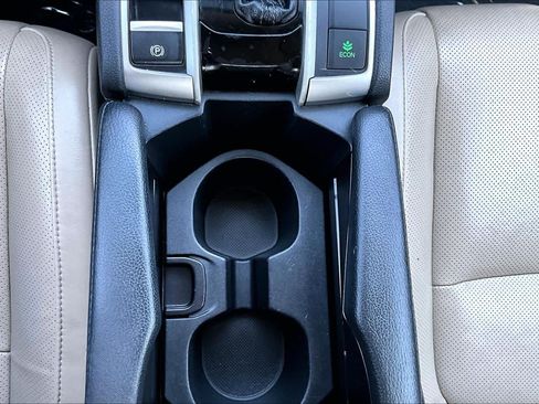 Used 2017 Honda Civic EX-L image 34