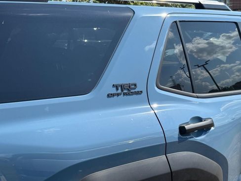 Used 2025 Toyota 4Runner TRD Off-Road Premium AWD/4WD image 14