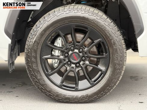 Used 2025 Toyota Tundra Limited w/ TRD Off-Road Package AWD/4WD image 16