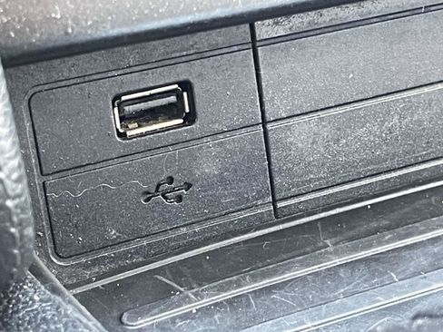 Used 2020 Ford Mustang Premium image 23