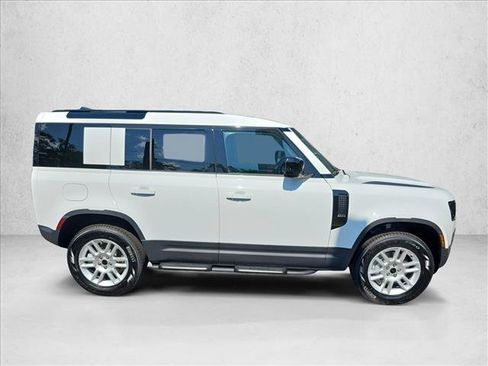 New 2026 Land Rover Defender 110 S AWD/4WD image 4