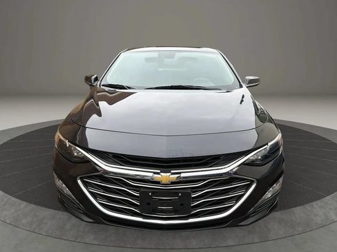 Used 2023 Chevrolet Malibu LT w/ Driver Confidence Package FWD image 2