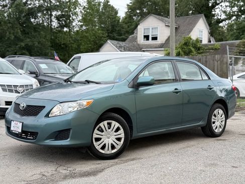Used 2009 Toyota Corolla XLE FWD image 2