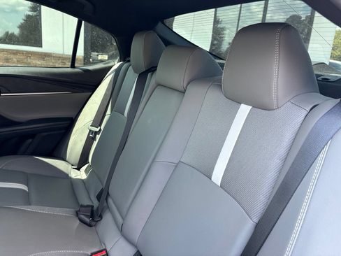 Used 2025 Toyota Camry SE FWD image 6