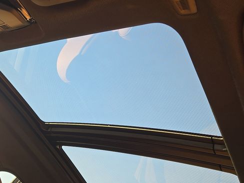 Certified 2023 BMW X5 xDrive45e w/ Executive Package image 15