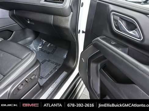 Used 2024 GMC Yukon SLT image 24