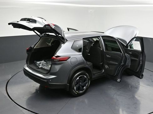 New 2026 Nissan Rogue SV w/ Cold Weather Package image 34