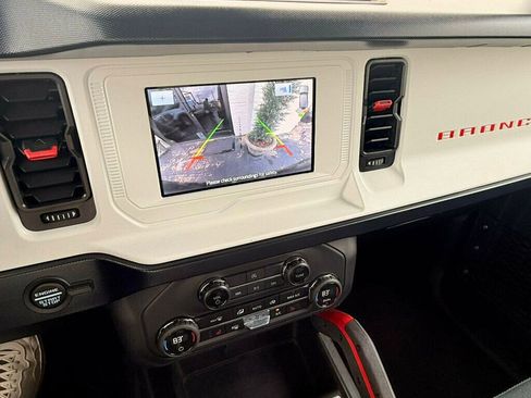 Used 2023 Ford Bronco Heritage Edition image 27