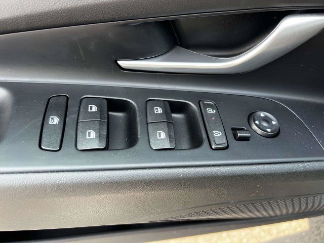 Certified 2024 Hyundai Elantra SEL FWD image 16
