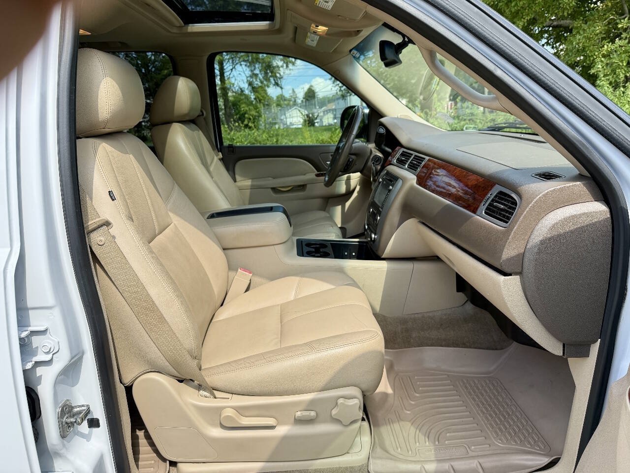 Used 2012 GMC Yukon SLT w/ Texas Edition RWD image 13