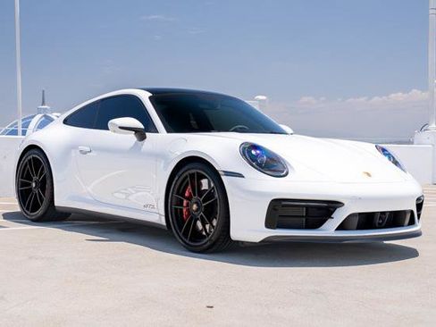 Used 2023 Porsche 911 Carrera GTS w/ Premium Package RWD image 18