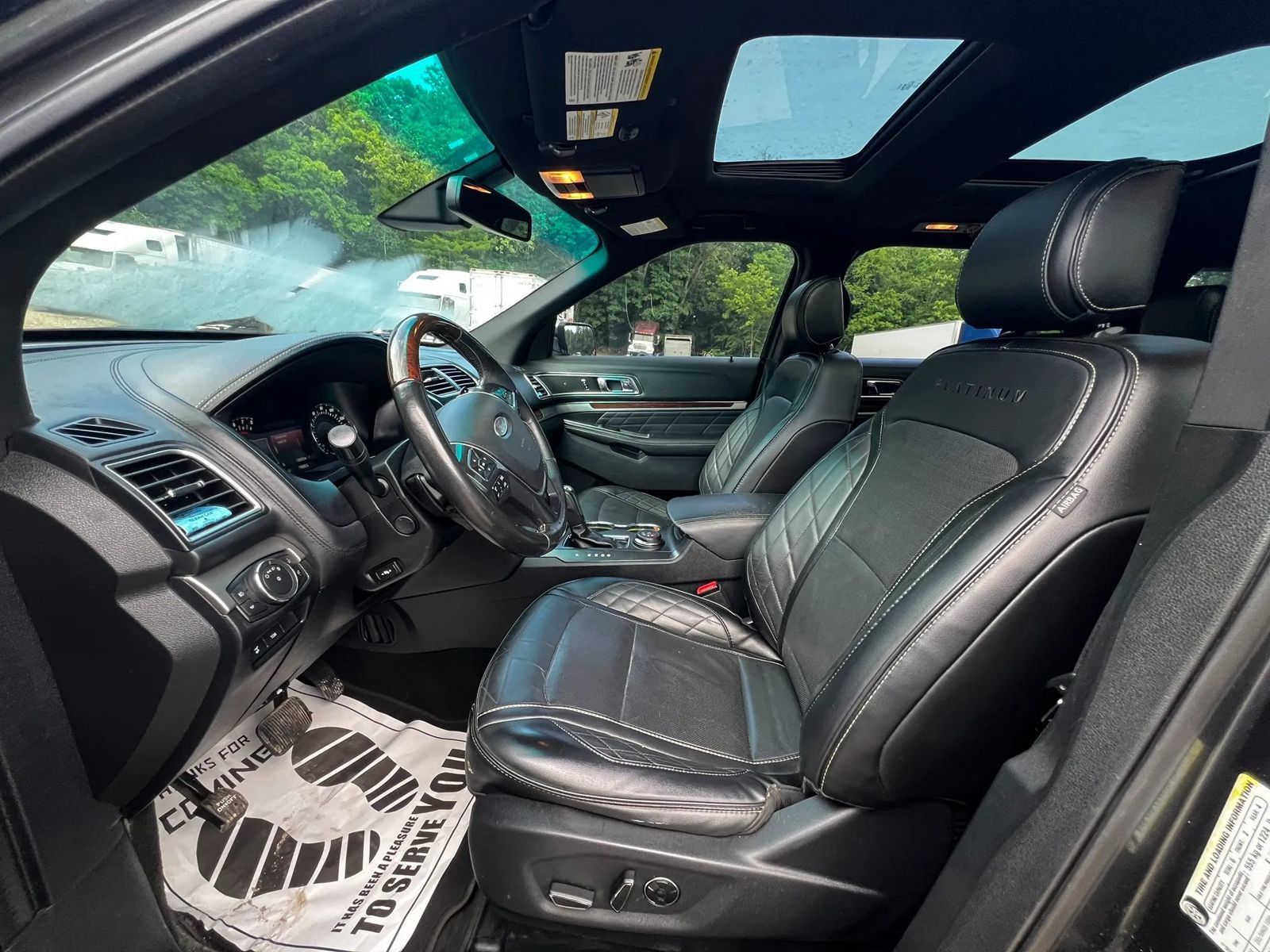 Used 2016 Ford Explorer Platinum AWD/4WD image 9