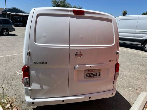 Used 2021 Nissan NV200 SV image 5