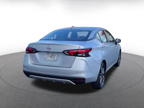 Used 2025 Nissan Versa SV FWD image 14