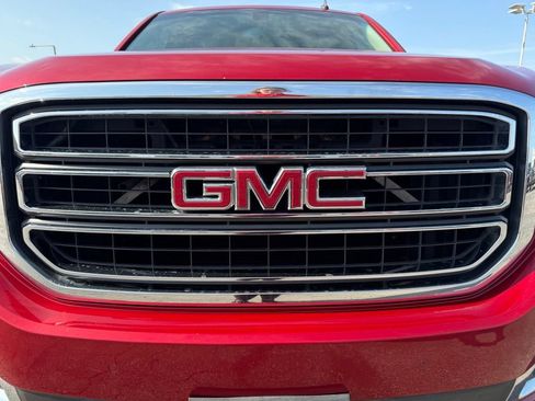 Used 2015 GMC Yukon SLE AWD/4WD image 8