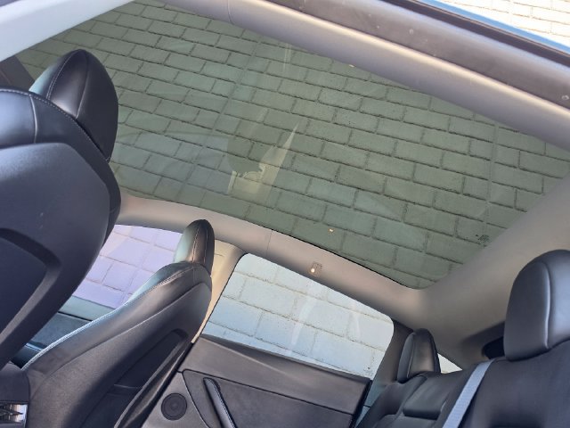 Used 2022 Tesla Model Y Performance AWD/4WD image 24