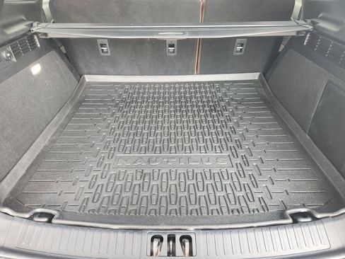 Used 2022 Lincoln Nautilus Reserve w/ Equipment Group 201A FWD image 26