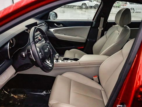 Used 2023 Genesis G70 2.0T image 18