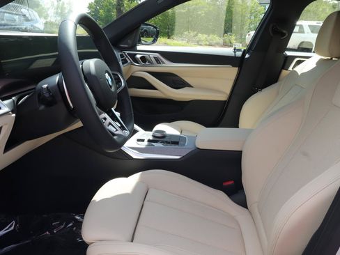 New 2026 BMW 430i w/ M Sport Package RWD image 10