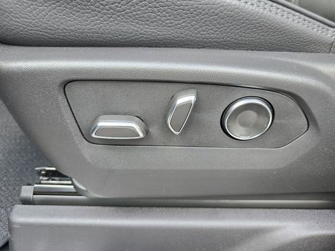 New 2025 GMC Sierra 1500 Denali image 13