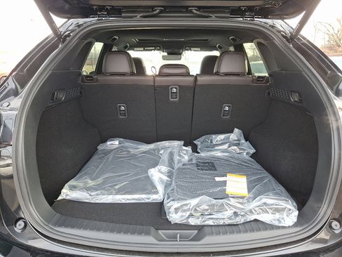 Used 2025 MAZDA CX-5 Signature image 32