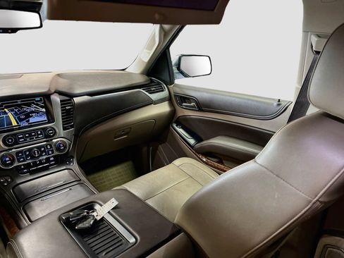 Used 2017 Chevrolet Tahoe Premier AWD/4WD image 25