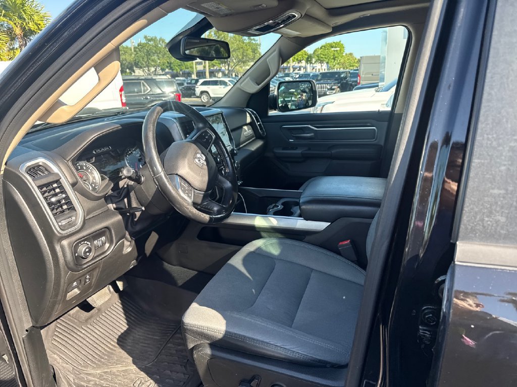Used 2019 RAM 1500 Big Horn AWD/4WD image 4