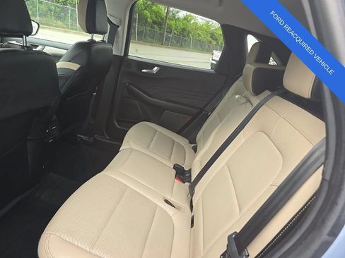 Used 2022 Ford Escape SEL FWD image 13