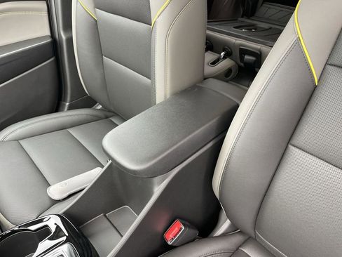 New 2026 Chevrolet Trax ACTIV w/ Sunroof Package image 20