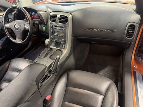 Used 2007 Chevrolet Corvette Convertible w/ Preferred Equipment Group RWD image 2