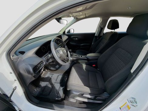 Certified 2023 Honda HR-V LX image 18