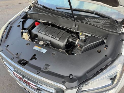 Used 2016 GMC Acadia SLE AWD/4WD image 25