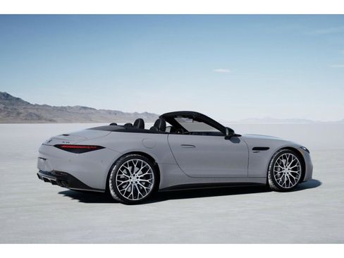 New 2026 Mercedes-Benz SL 43 AMG AMG SL 43 image 2