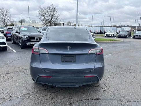 Used 2023 Tesla Model Y Long Range AWD/4WD image 5