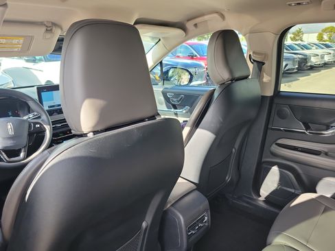Certified 2023 Lincoln Corsair FWD image 10