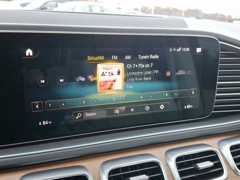 Used 2022 Mercedes-Benz GLE 350 image 18