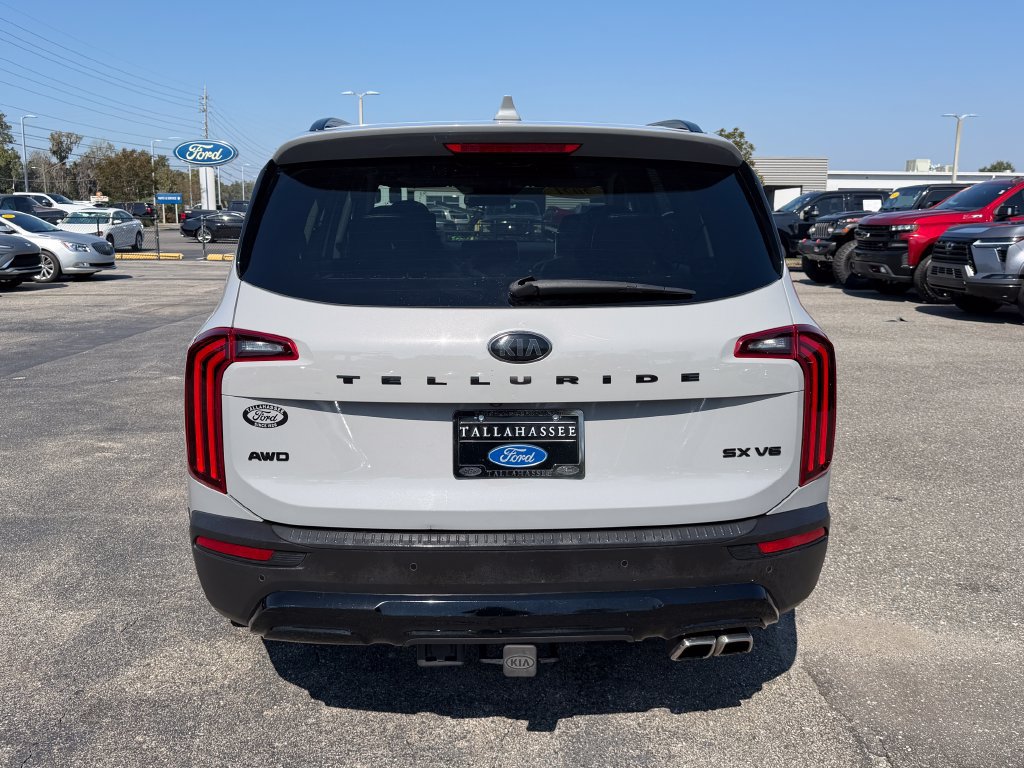 Used 2021 Kia Telluride SX w/ SX Prestige Package AWD/4WD image 3