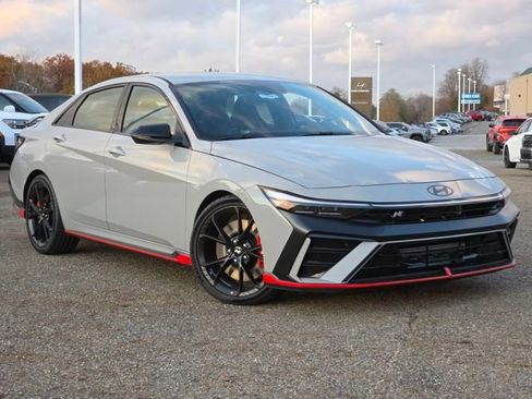 New 2025 Hyundai Elantra N image 2