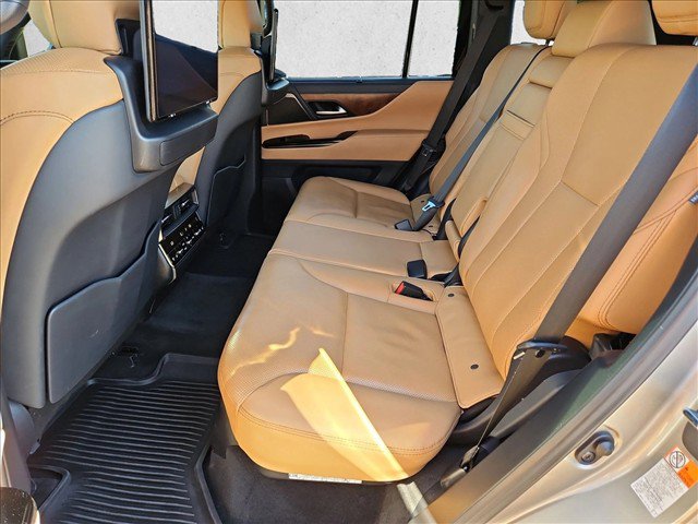 Used 2023 Lexus LX 600 4WD w/ Appearance Package image 20