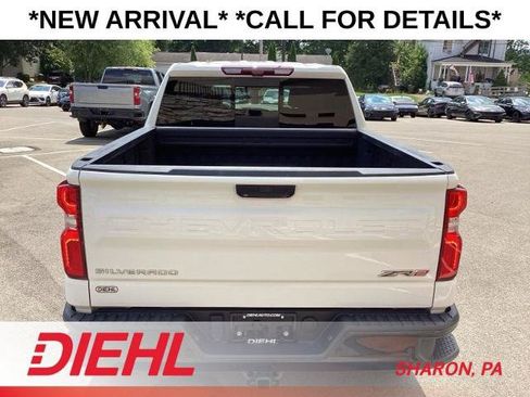 Used 2022 Chevrolet Silverado 1500 ZR2 w/ Technology Package AWD/4WD image 13