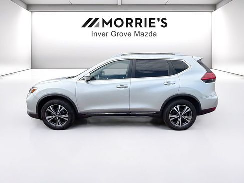 Used 2017 Nissan Rogue SL w/ SL Premium Package AWD/4WD image 8