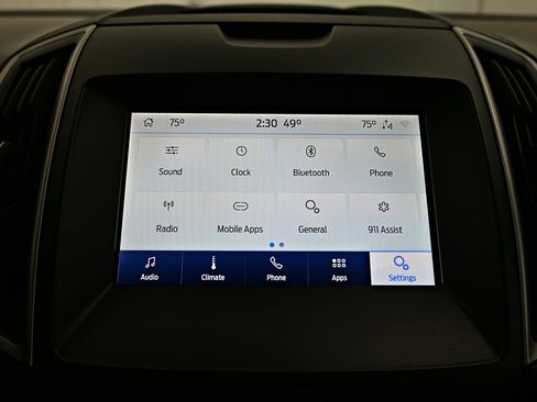 Used 2020 Ford Edge SEL w/ Cold Weather Package image 14