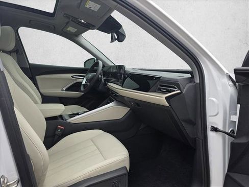 New 2025 Audi Q5 Premium image 12