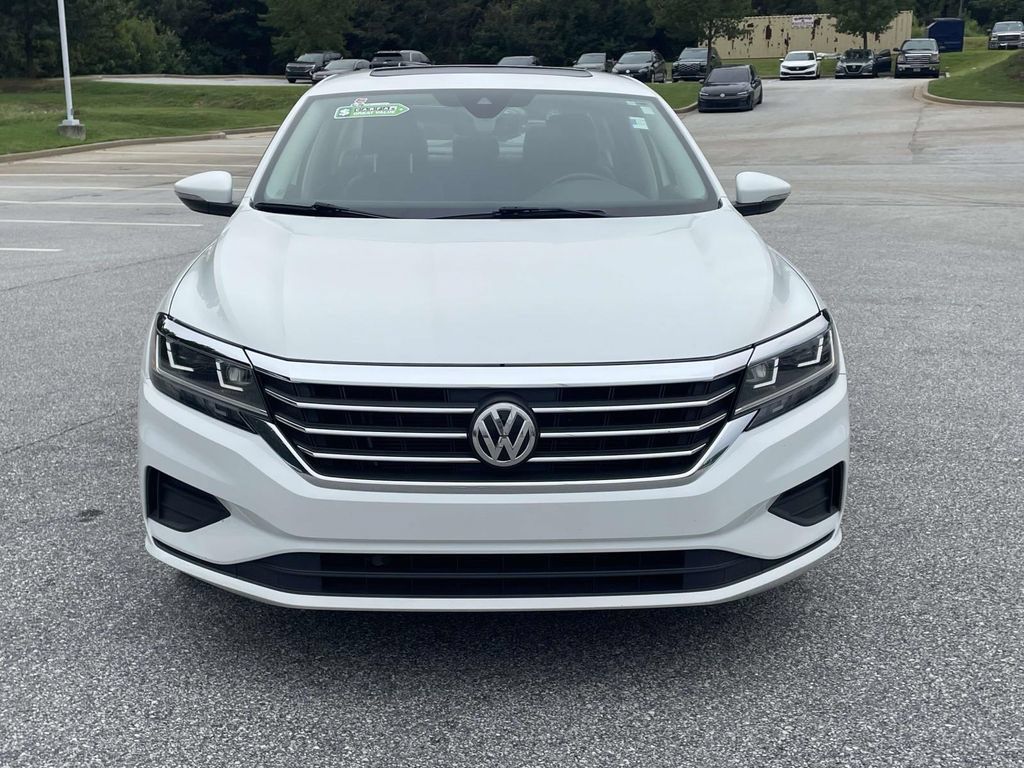 Used 2020 Volkswagen Passat 2.0T SE w/ Sunroof Package FWD image 2