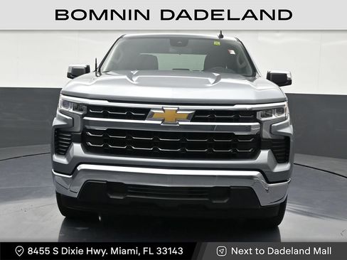 Used 2024 Chevrolet Silverado 1500 LT image 9