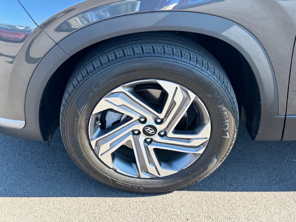 Used 2023 Hyundai Santa Fe SEL FWD image 19