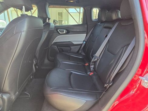 Used 2025 Jeep Compass Limited AWD/4WD image 22