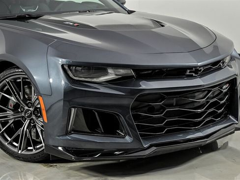 Used 2023 Chevrolet Camaro ZL1 RWD image 2